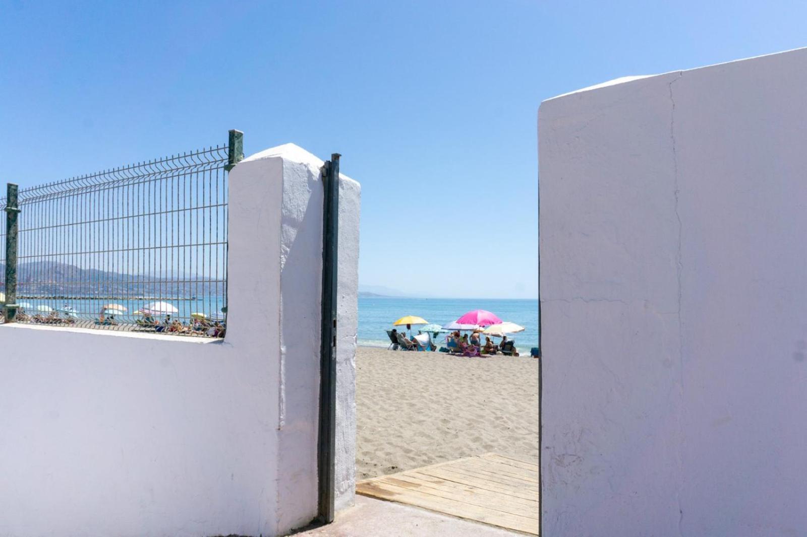 דירות מאלגה Acogedora Casa Junto Al Mar ,Cerca Del Centro Urbano מראה חיצוני תמונה